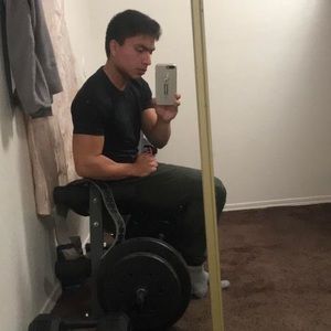 Meet your Posher, Luis